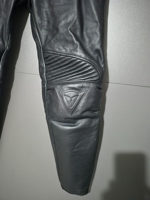 Pantaloni moto piele Dainese mărimea 46 (S-M)
