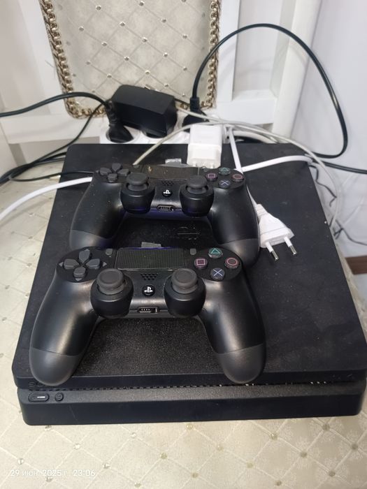 Sony ps4  сатылады