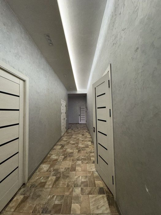 Мегапланет. Универсам сдаётся офис 15м2 .300 у.е. Доступ 24/7