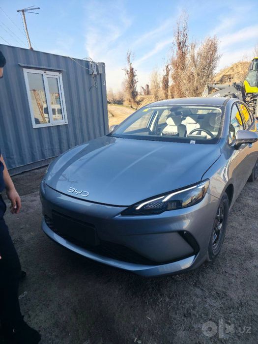 Byd seal 05 hybrid 2000 km zapas xod