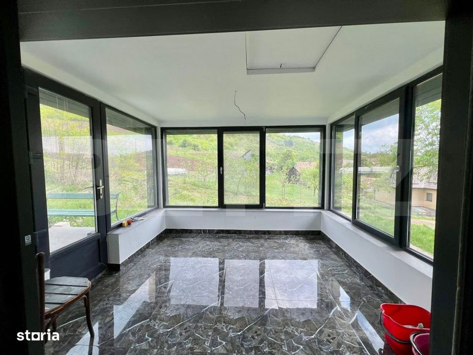Casa stil mediteranean, 162 mp, teren 2600 mp, zona Silivasu de Campie