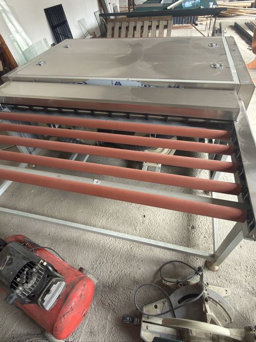 Yangi moyka stanok.Srochno sotiladi oyna yuvish uchun