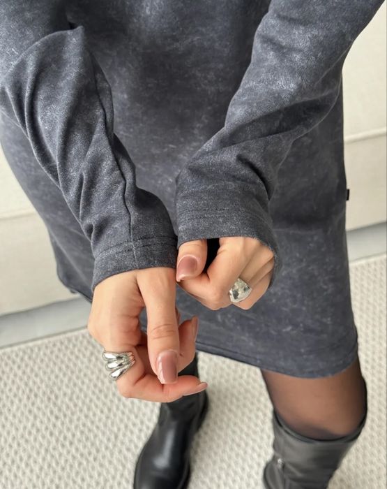 Трикотажное платье повседневное оверсайз Size S