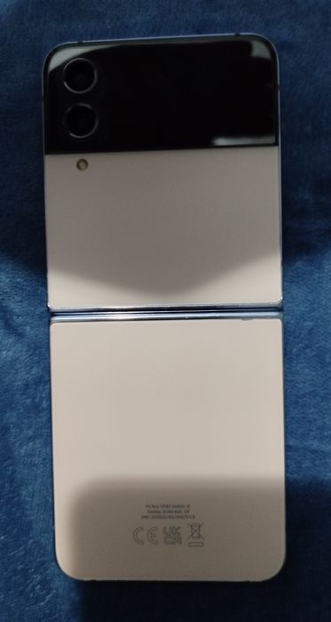 Samsung Galaxy Z Flip 4 5G