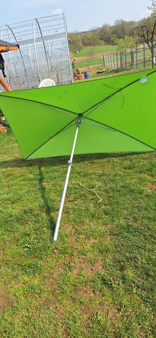 Umbrela gradina, plaja