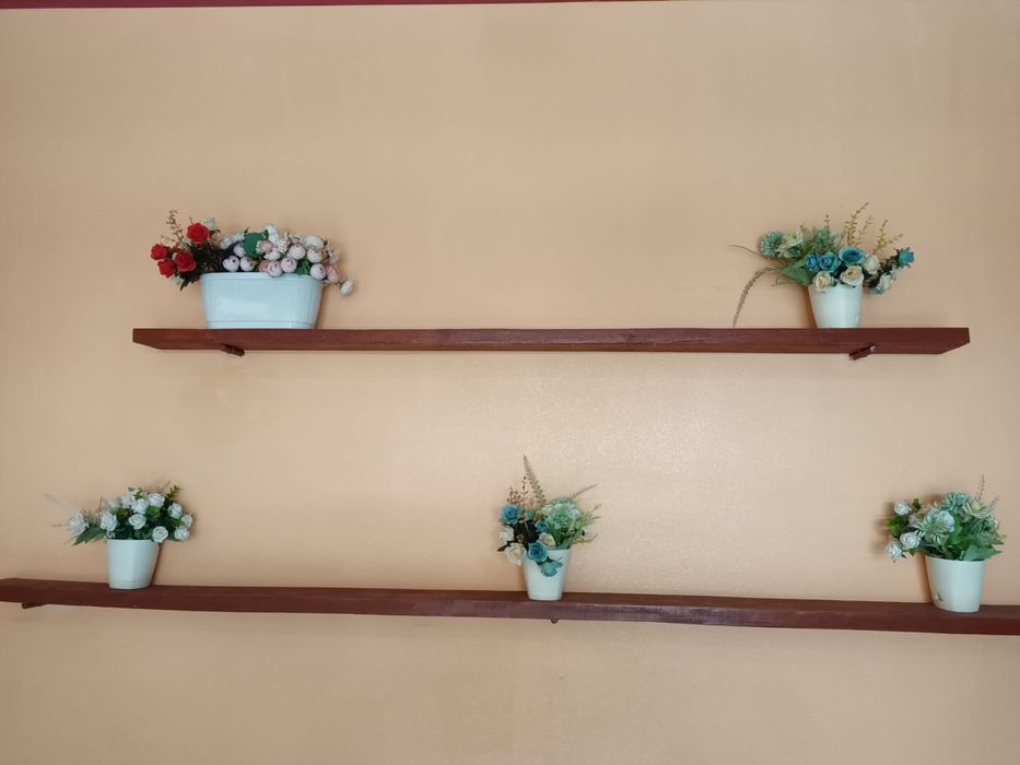 Цветы искусственные с горшочками