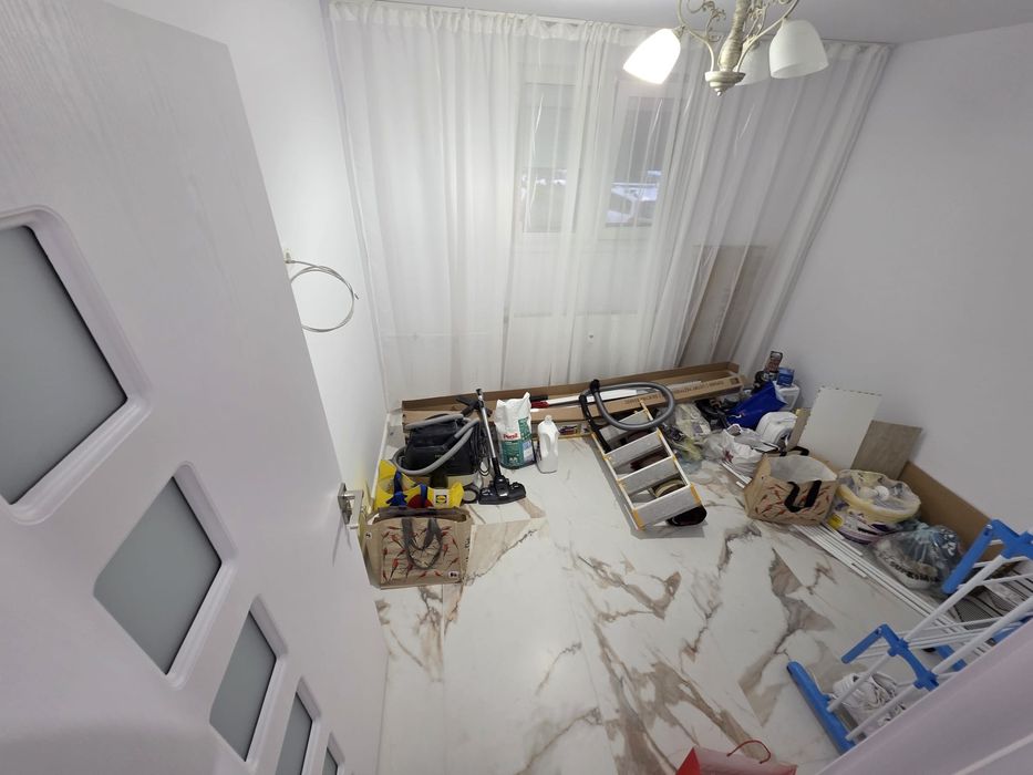 Apartament 2 camere decomandat , renovat de la 0 , fără risc seismic , proprietar