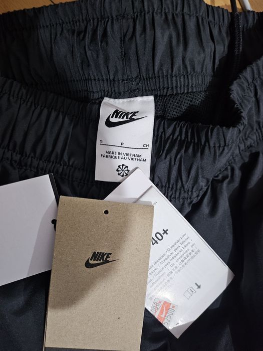 Продам брюки спорт nike оригинал