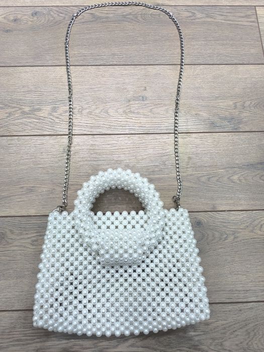Жемчужная сумочка с цепочкой