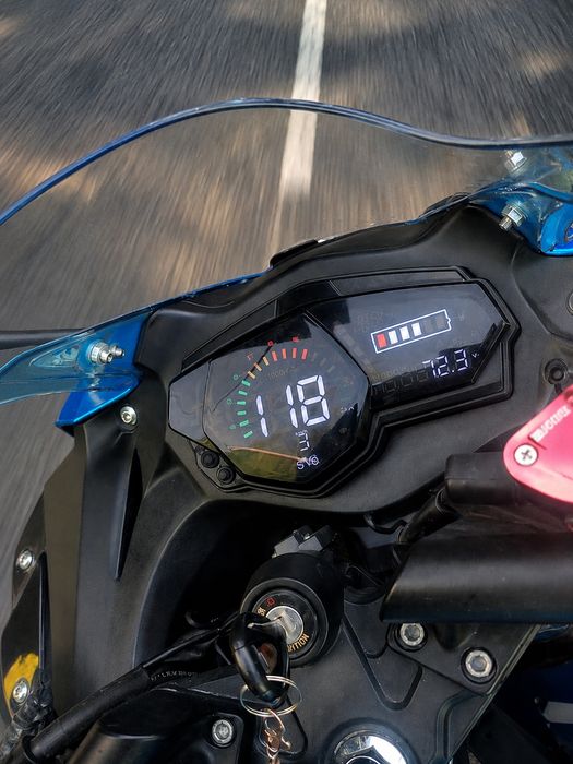Электромотоцикл yamaha
