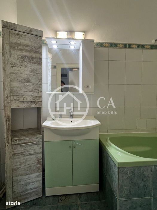 Casă de închiriat cu 3 camere în zona Centrală, Oradea.