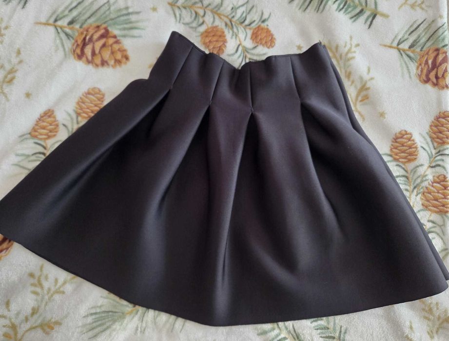 Втора употреба поли и блузи