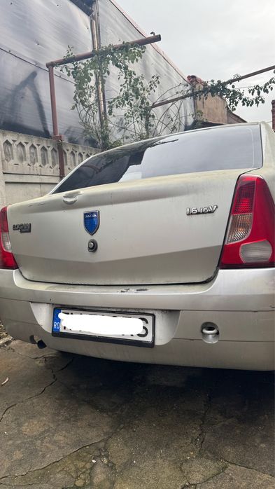 De vânzare ! Logan .