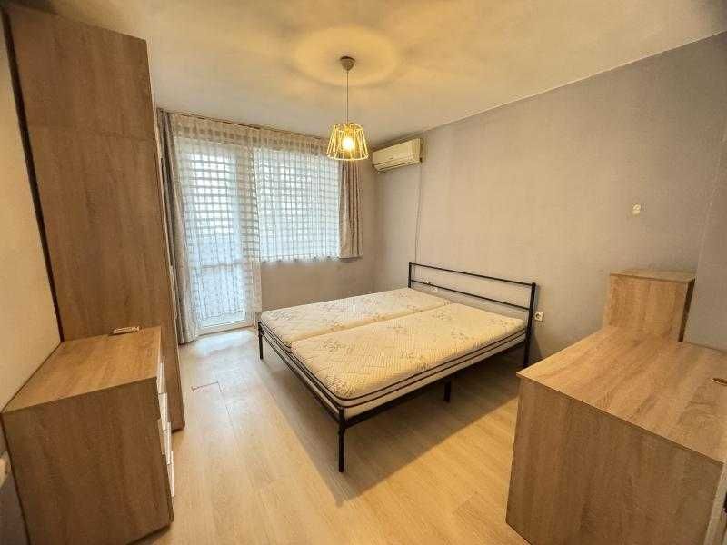 Дава се под наем Тристаен апартамент в Бургас, Възраждане - 70 кв.м за 510 € - Снимка #4