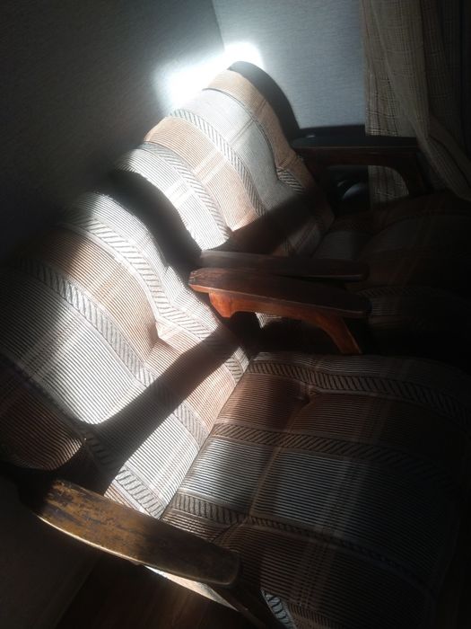 Продам 2 кресла из СССР