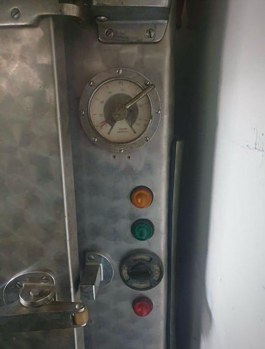 Celulă de afumare profesională BASTRAMAT completă, din inox, excelentă