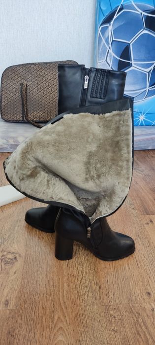 Сапожки зимние женские