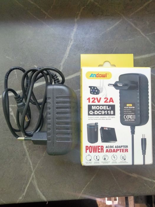 Vând/schimb încărcător 12v 2A