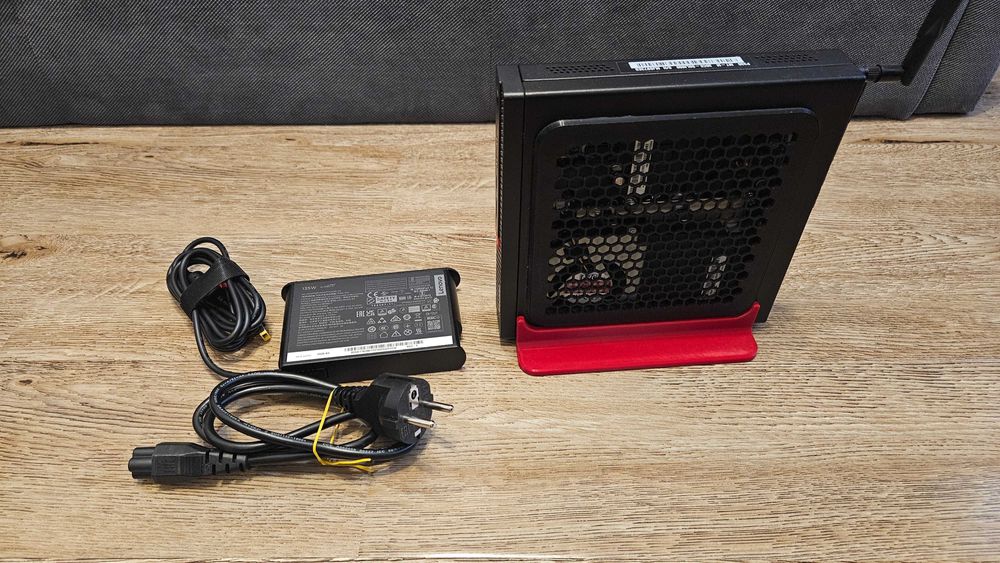 Lenovo ThinkCentre P330 Tiny i7-8700T 16GB DDR4