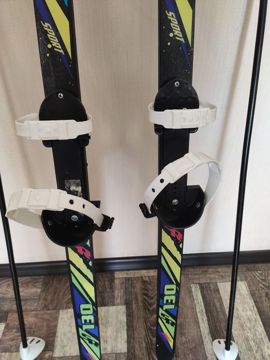 Лыжи детские 10000тг.