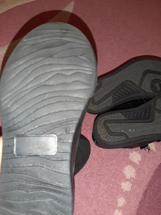 Pantof sport baieti LONSDALE(gen Zara,Nike, Adidas)