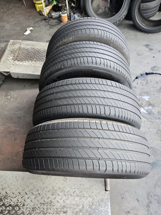 Anvelope vara 235 60 17