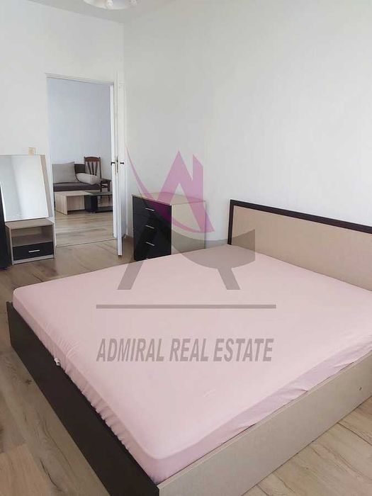 Дава се под наем Тристаен апартамент в Варна, Левски - 70 кв.м за 375 € - Снимка #2