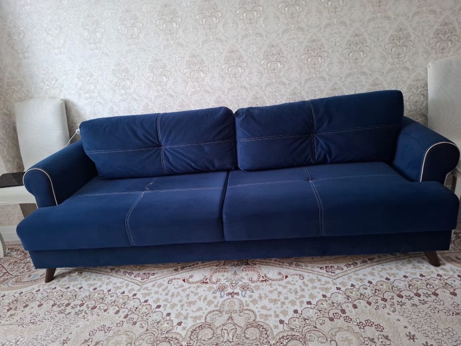 Продам диван и два кресла