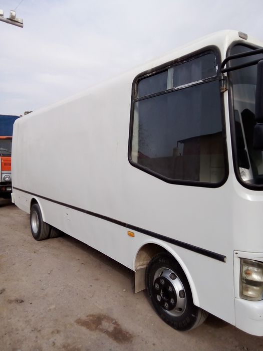 Сотилади исузи фургон