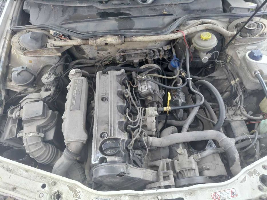 Ауди 100с4 1994год