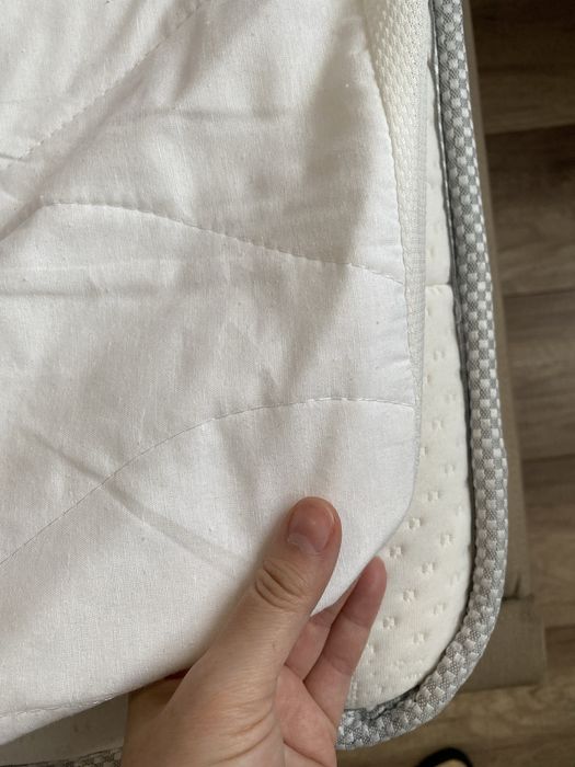 Продам кровать, матрас + наматрасник