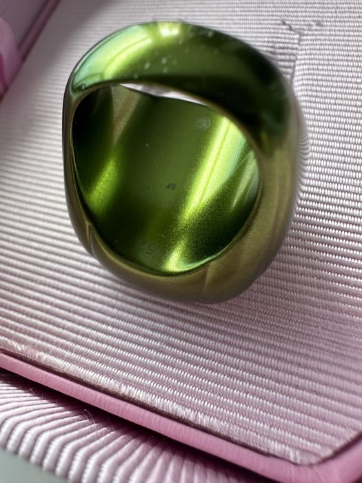 Swarovski dulcis cocktail пръстен в зелено с розов камък