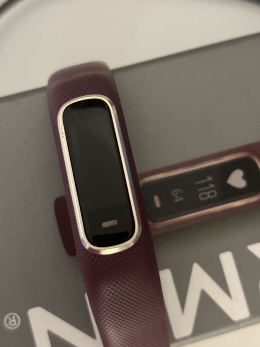 Garmin vivosmart Rose gold berry