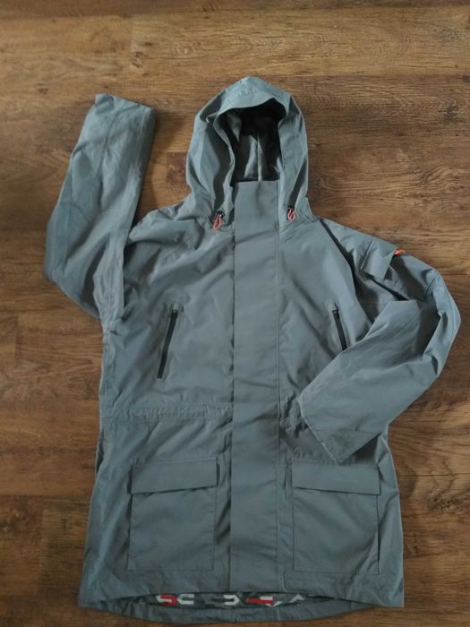 DACIA RAINCOAT - автомобилна рекламна мембрана НОВА БЕЗ ЕТИКЕТИ ХЛ