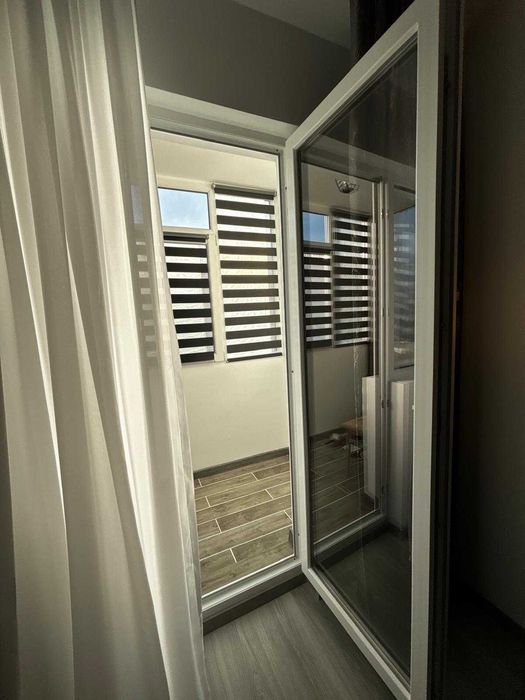 Vand apartament 3 camere, etaj 3/4, exercitiu