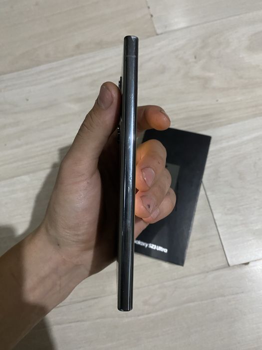 Продам s23 ultra 256gb