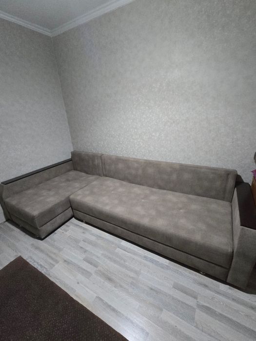 Продам диван в хорошем состоянии