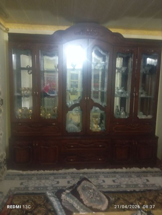 Garnitur holati yaxshi