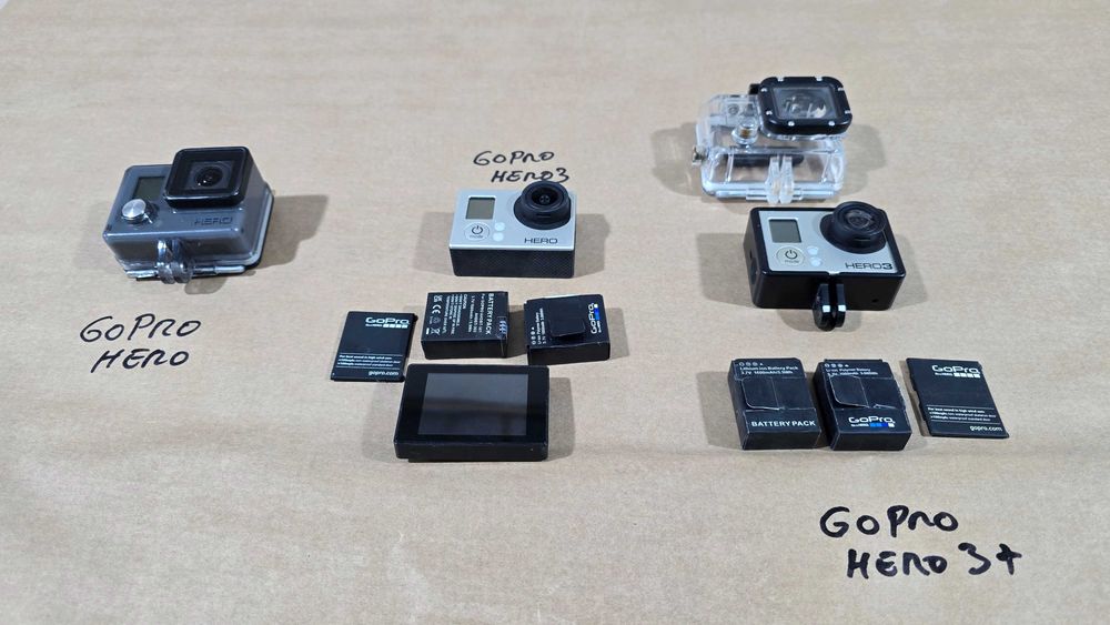 Pachet 3 camere GoPro Hero + accesorii