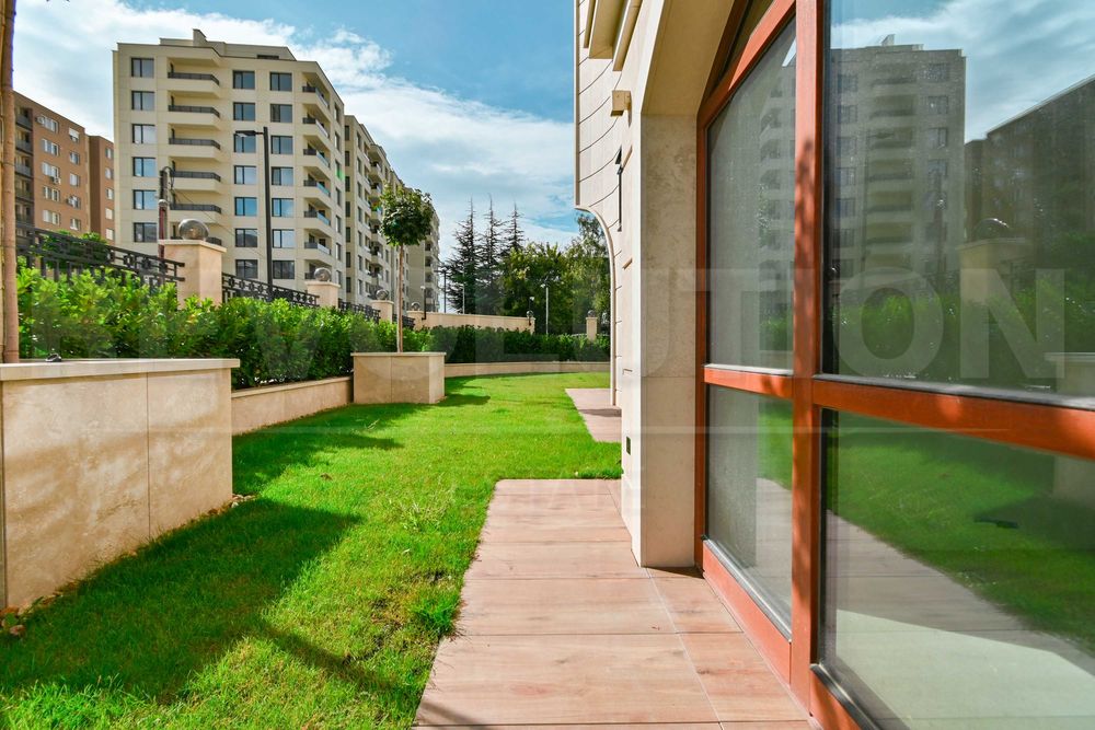 Продава се Тристаен апартамент в София, Кръстова вада - 252 кв.м за 1112 €/кв.м - Снимка #15