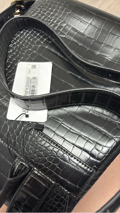 Ghiozdan Moschino