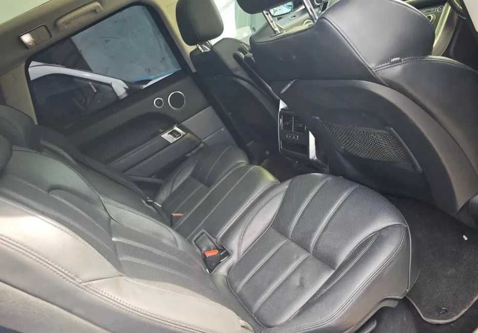 Dezmembrez Range Rover Sport L494 3.0 Diesel V6 / Dezmembrari