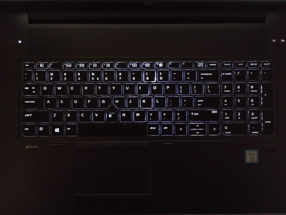 HP Zbook 17 G3 FHD XEON 3.8GHz Nvidia 8GB DDR5 2 X SSD 2 x HDD WWAN 4G
