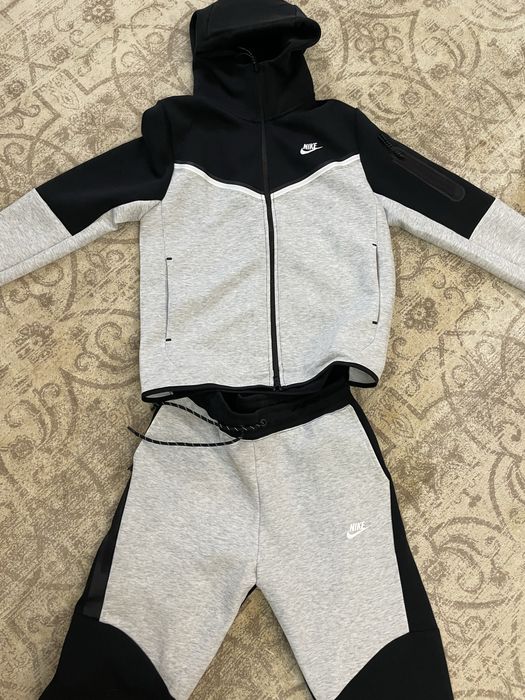 Спортивный костюм Nike