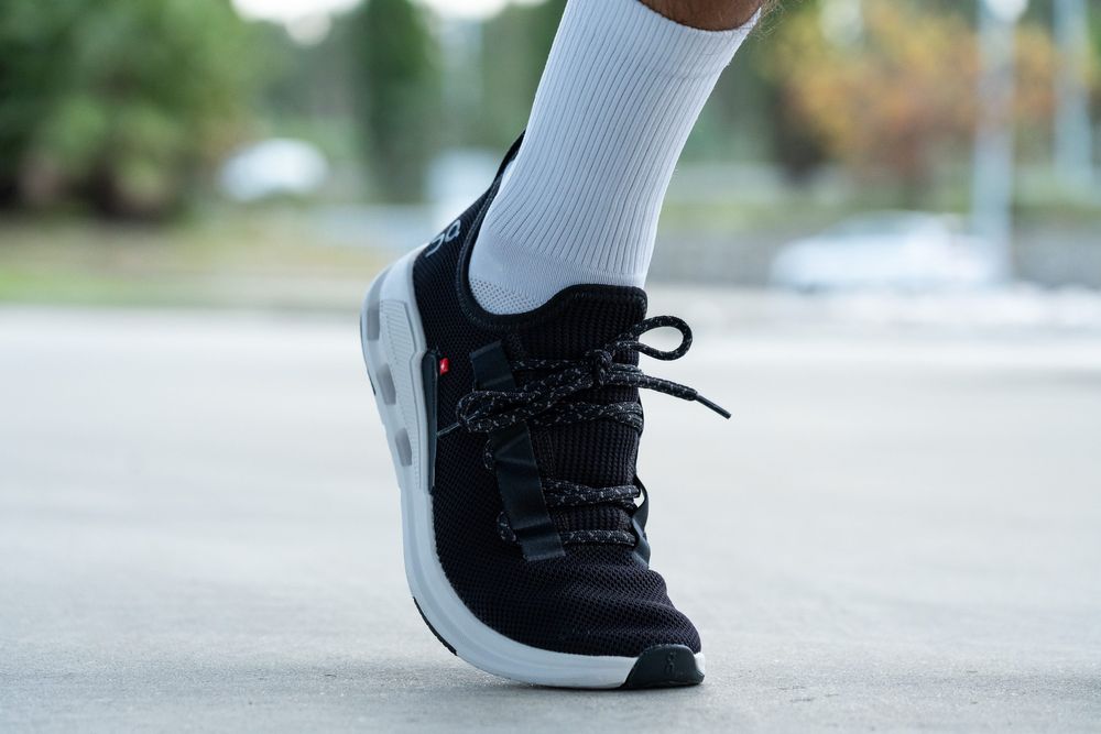 ON RUNNING Cloudeasy ОРИГИНАЛНИ мъжки маратонки 42/26,5