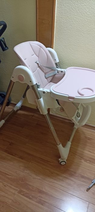 Продам стульчик для девочки