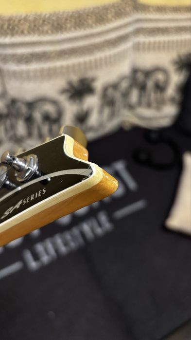 Vând Ibanez SA360AH