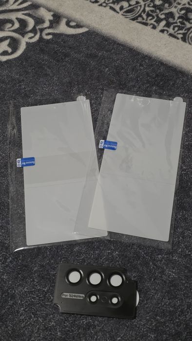 Vand huse, carcase originale si folii Samsung S24 Ultra