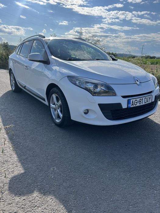 RENAULT Megane 2010 — imagine 3