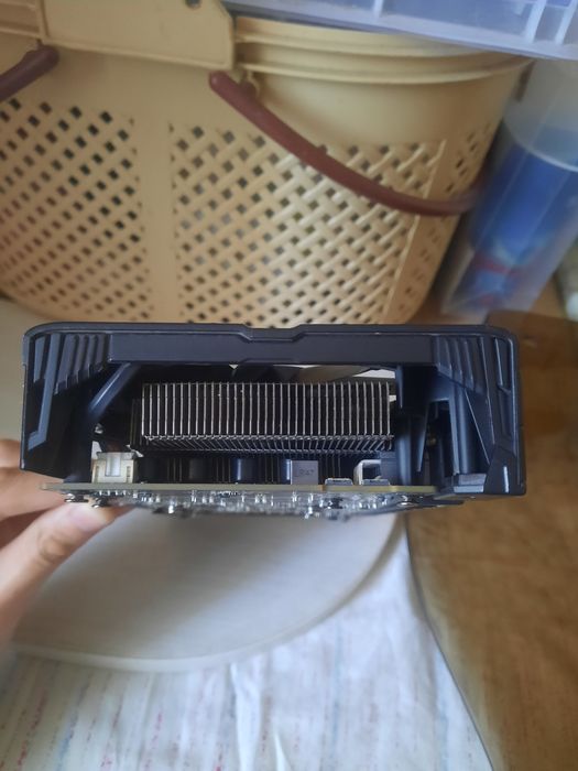 RX 570 Sapphire Nitro+ 4GB